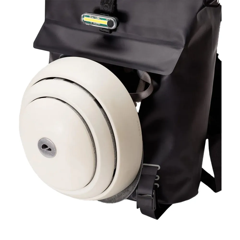 UCO Jasper Medium Backpack, Commute series black