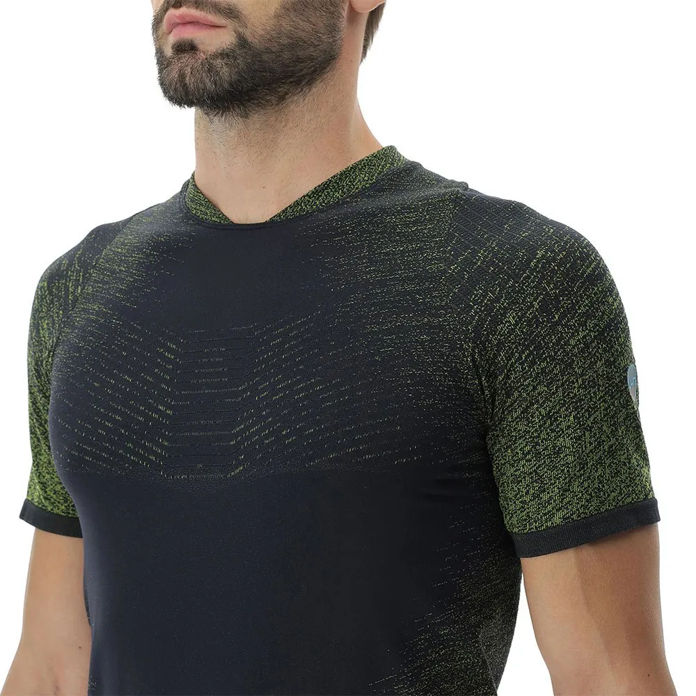 UYN Running Exceleration T-shirt Med Korta ärmar male