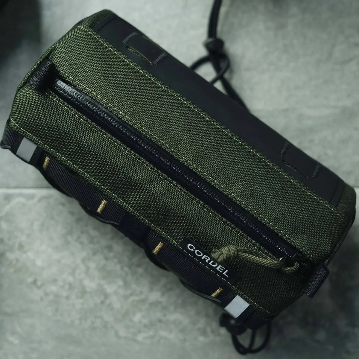 Velodrom VCC VELODROM RaceDay by Cordel Durum Handlebar Bag, Heavy Graphic Olive Velodrom VCC VELODROM RaceDay by Cordel Durum Handlebar Bag, Heavy Graphic Olive