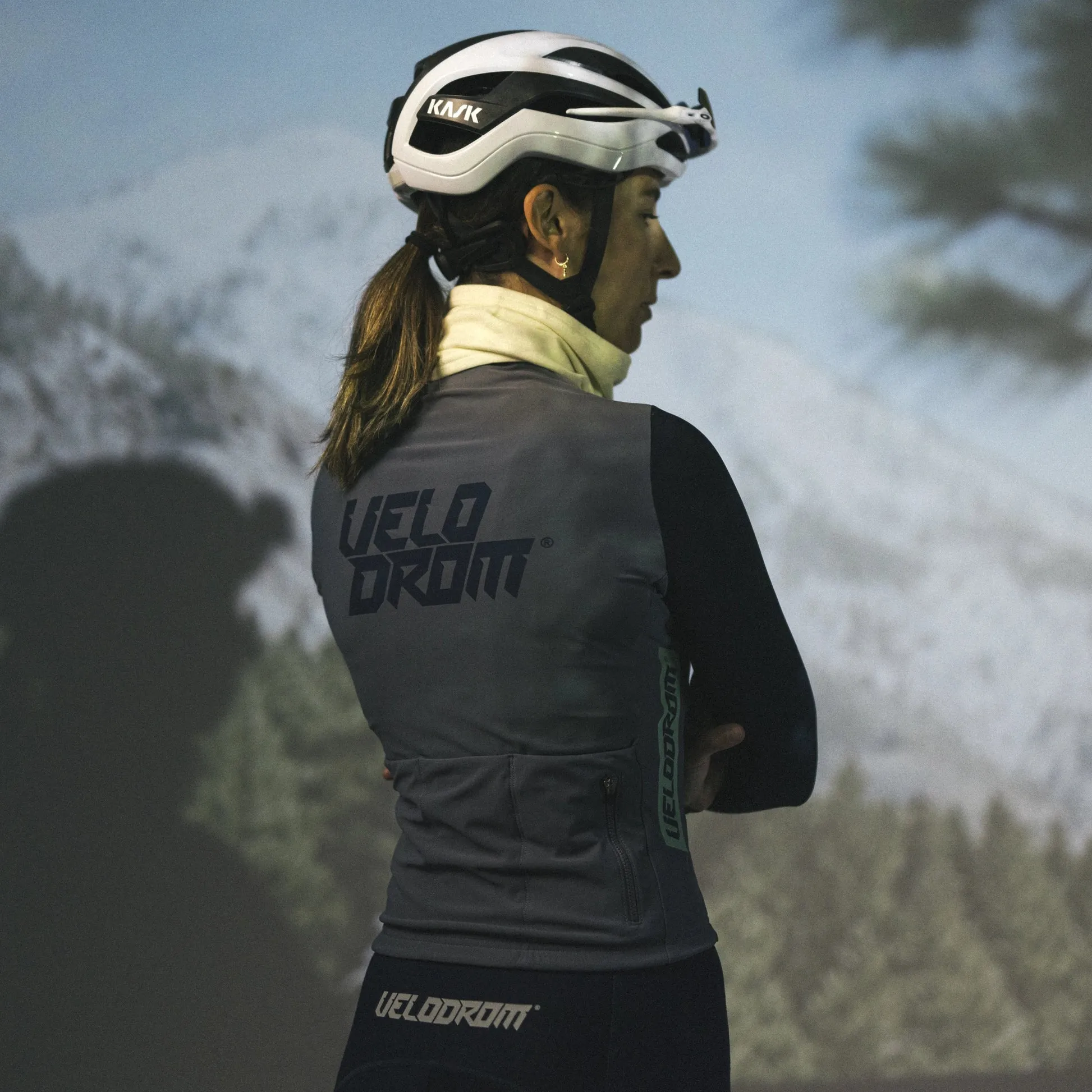 Velodrom VCC VELODROM RaceDay Thermal Long Sleeve Jersey Velodrom VCC VELODROM RaceDay Thermal Long Sleeve Jersey