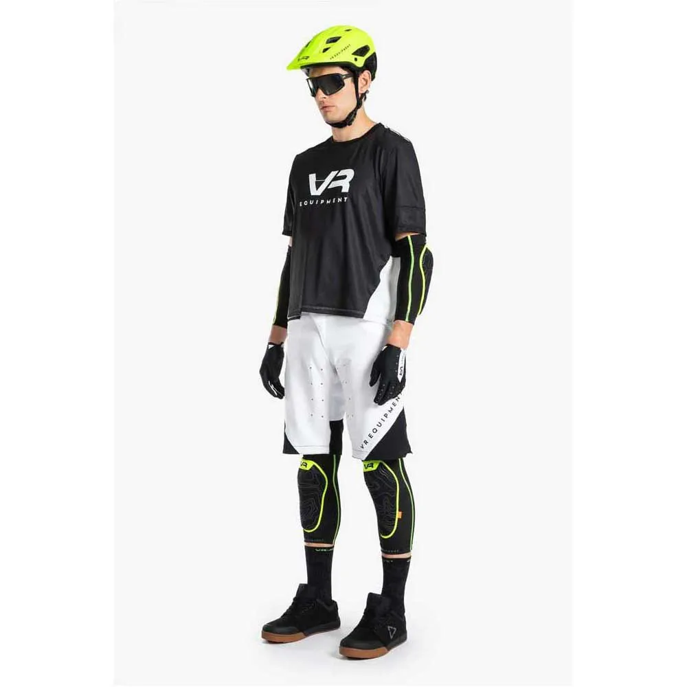 VR Equipment Eqmtsmb00506 T-shirt Med Korta ärmar