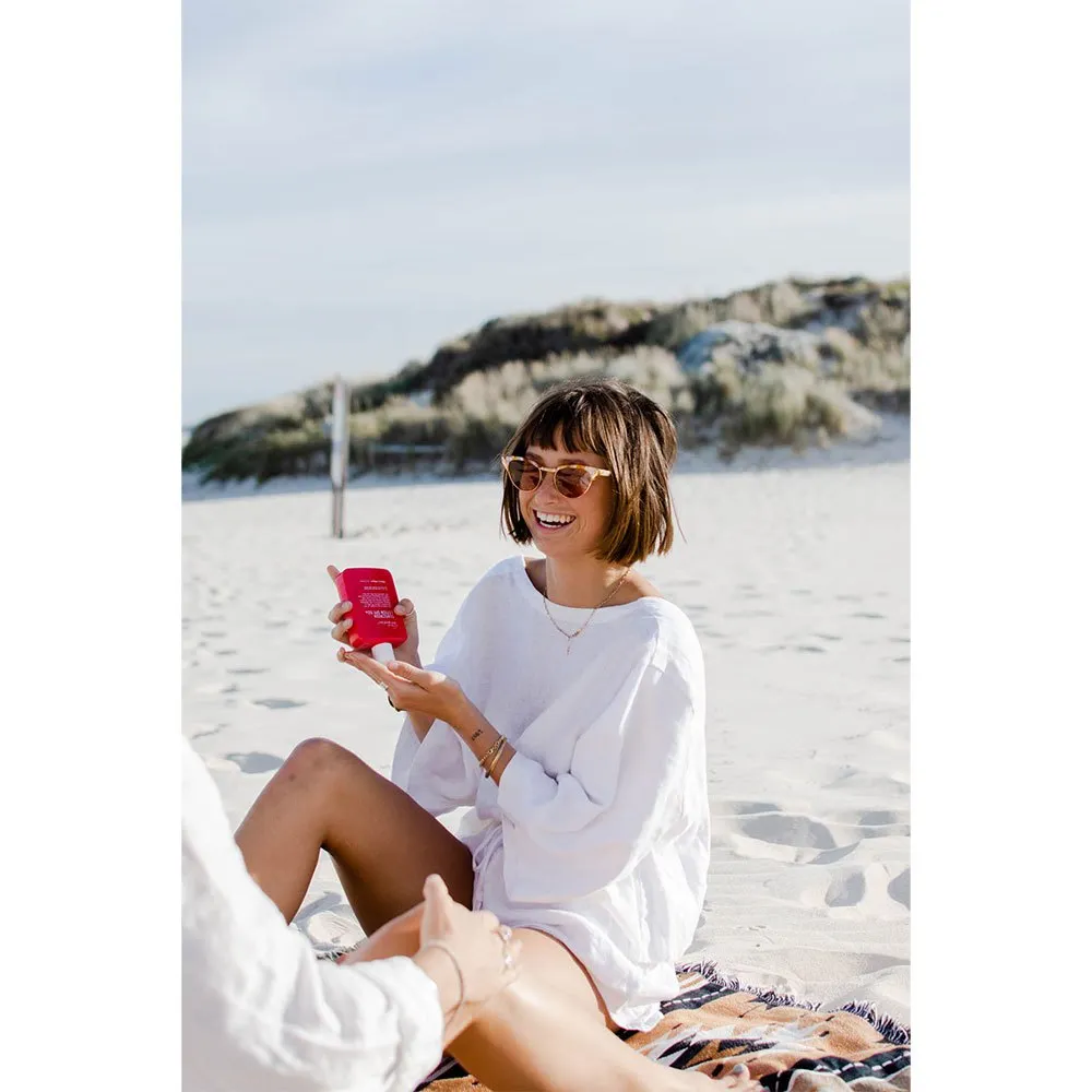 We Are Feel Good Signature Spf50+ 200ml Solkräm, Red, One Size