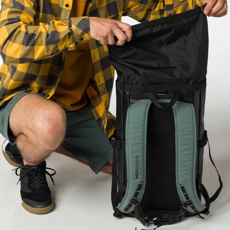 Wild Country Crag Hauler 25l Repväska, Black / marsh Wild Country Crag Hauler 25l Repväska, Black / marsh
