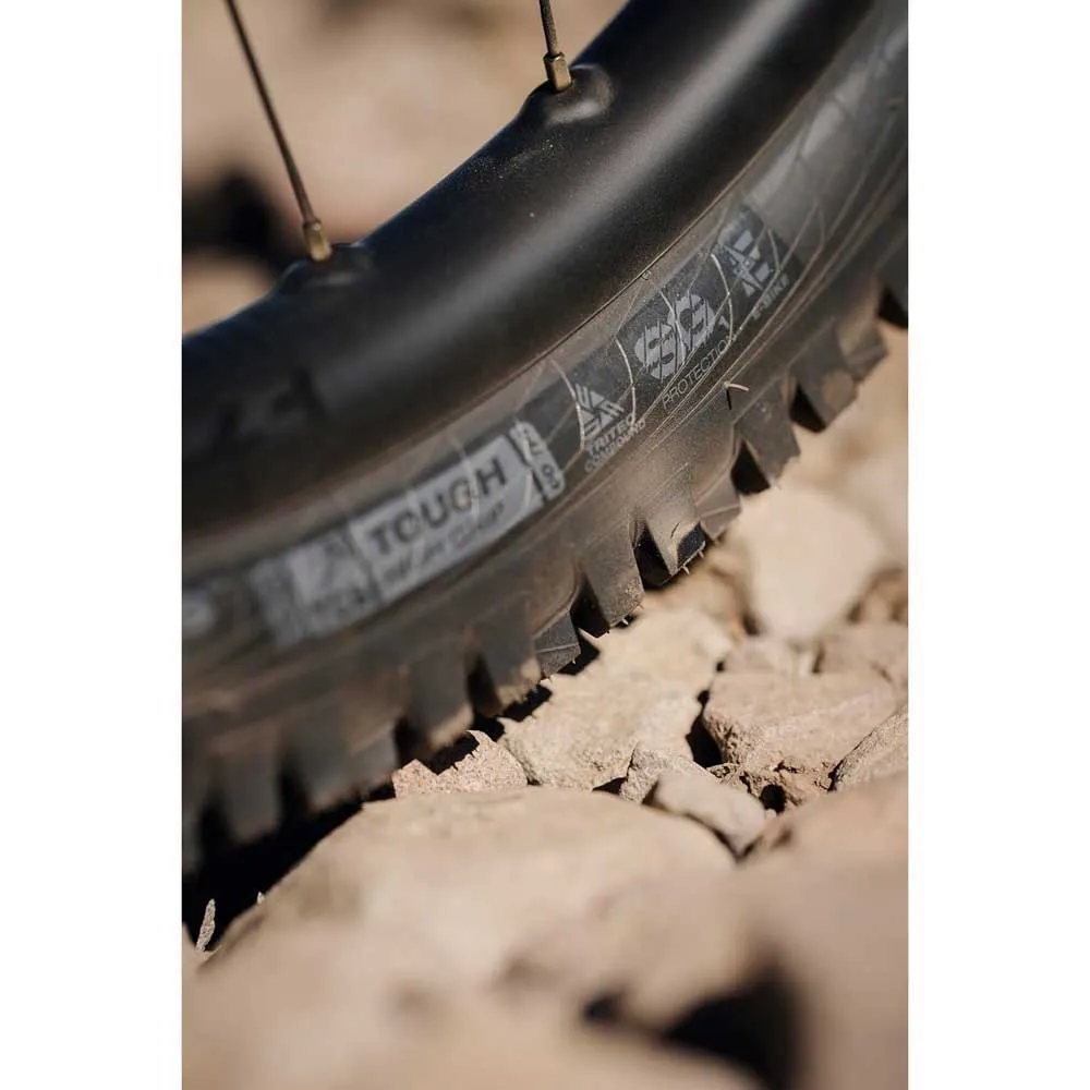 WTB Judge Tough High Grip Tritec E50 Tubeless 27.5´´ X 2.4 Mtb-däck WTB Judge Tough High Grip Tritec E50 Tubeless 27.5´´ X 2.4 Mtb-däck