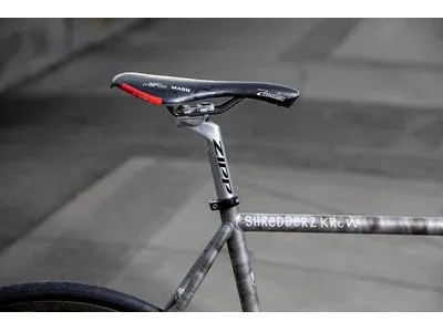 ZIPP Service Course Sadelstolpe ZIPP Service Course Sadelstolpe